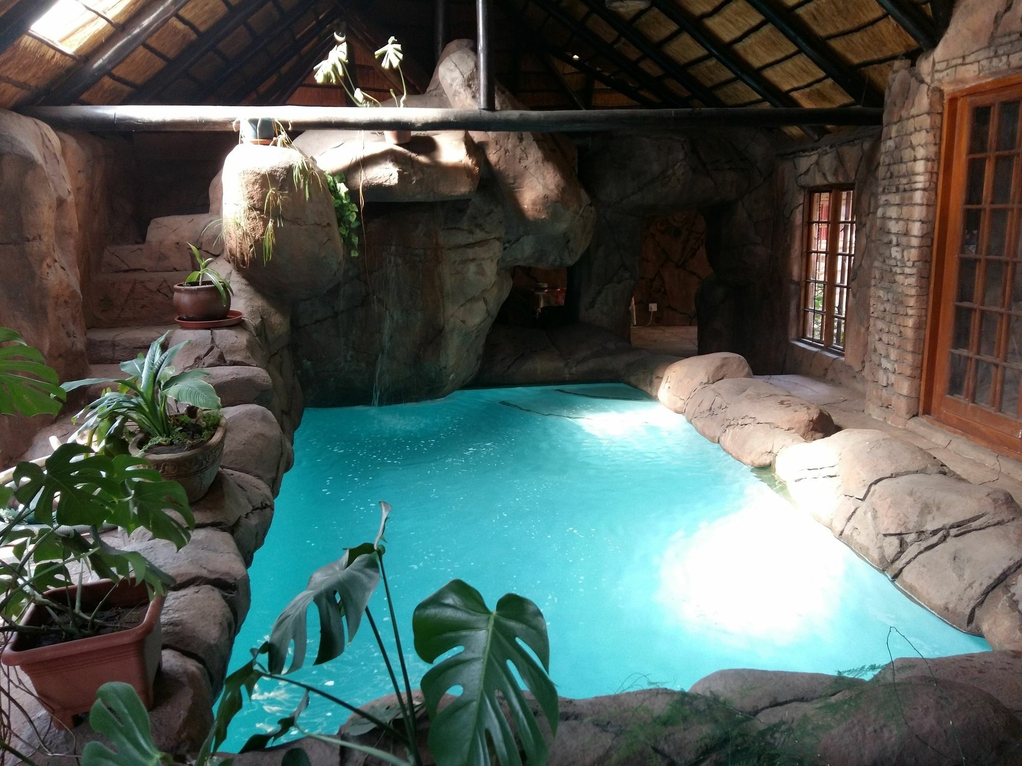 Pride Rock Accommodation Миделбург Екстериор снимка